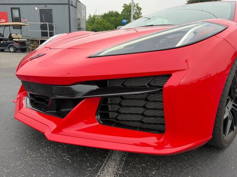 Used 2025 Chevrolet Corvette Z06 w/ Battery Protection Package RWD image 19