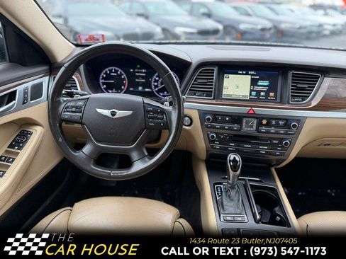 Used 2015 Hyundai Genesis 3.8 w/ Option Group 03 image 26