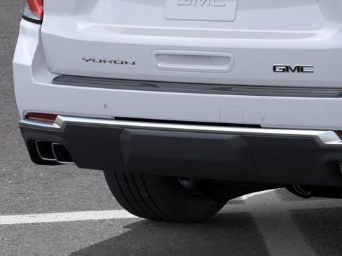 New 2026 GMC Yukon XL Denali image 14