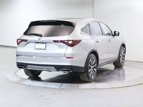 Used 2026 Acura MDX w/ Technology Package image 9