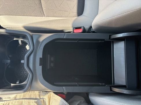 Used 2025 Toyota RAV4 XLE w/ Convenience Package AWD/4WD image 22