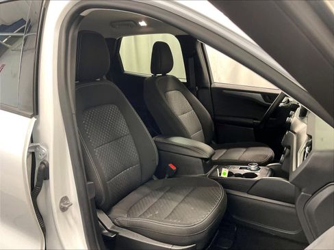 Used 2023 Ford Escape Active image 11