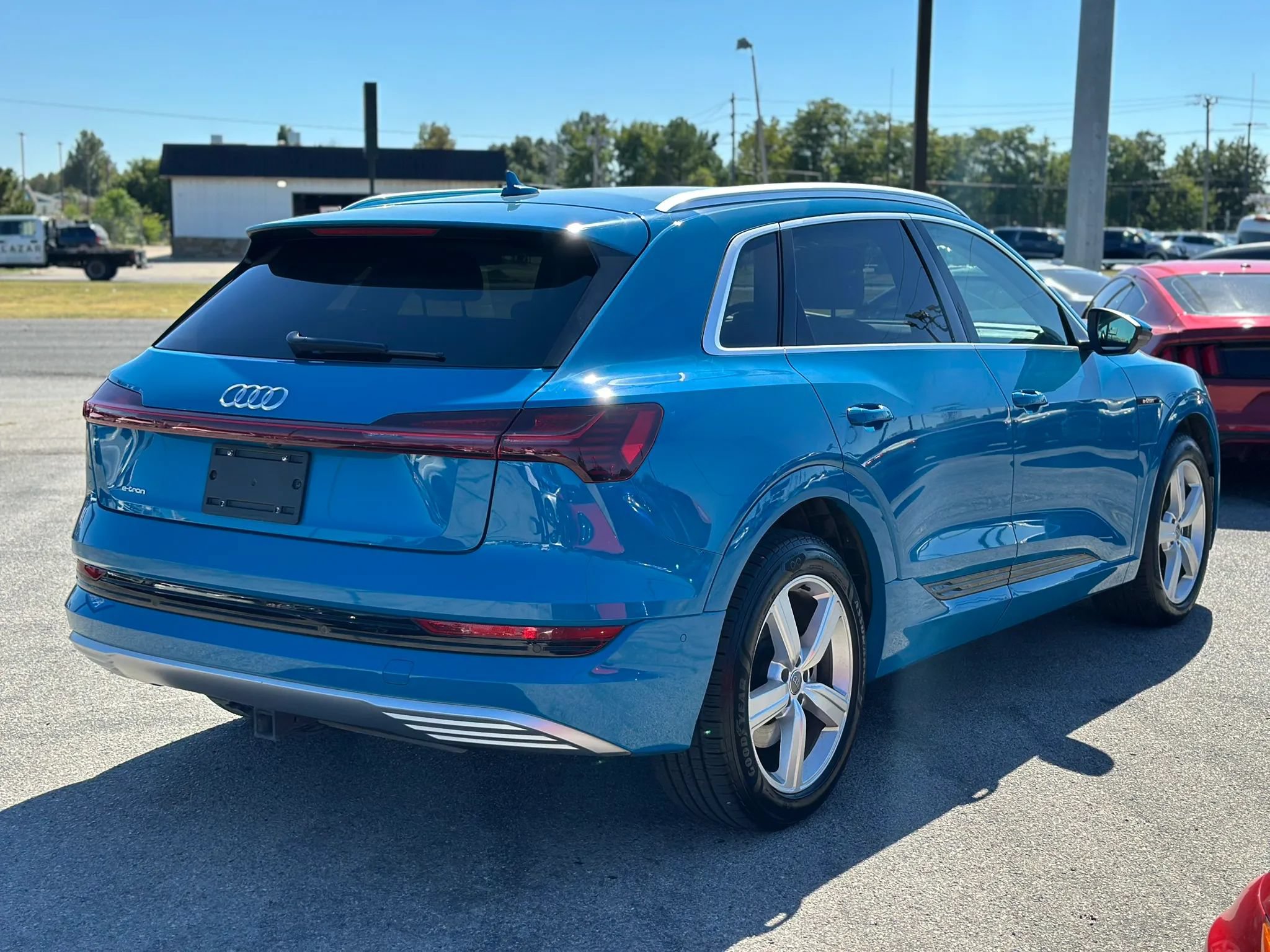 Used 2019 Audi e-tron Prestige AWD/4WD image 6