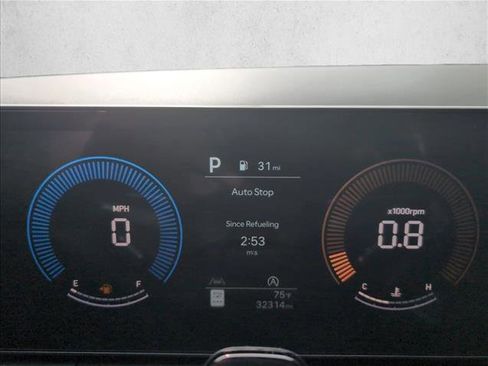 Used 2025 Hyundai Santa Fe SEL FWD image 11