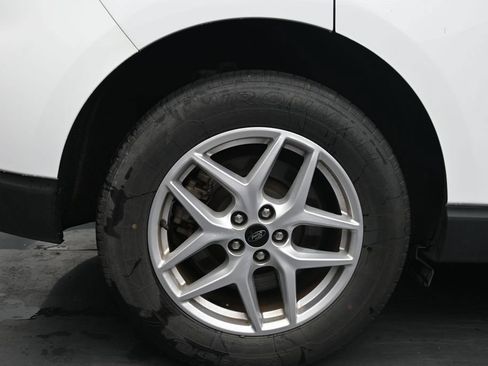 Used 2024 Ford Edge SEL AWD/4WD image 13