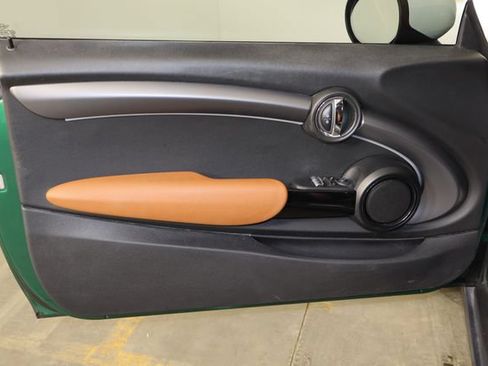 Used 2023 MINI Cooper 2-Door Hardtop w/ Signature Upholstery Package FWD image 19