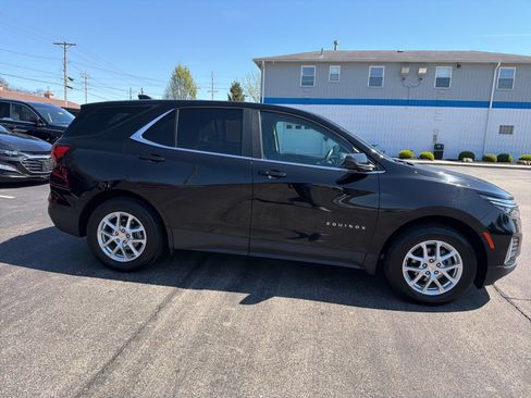 Used 2024 Chevrolet Equinox LT AWD/4WD image 6