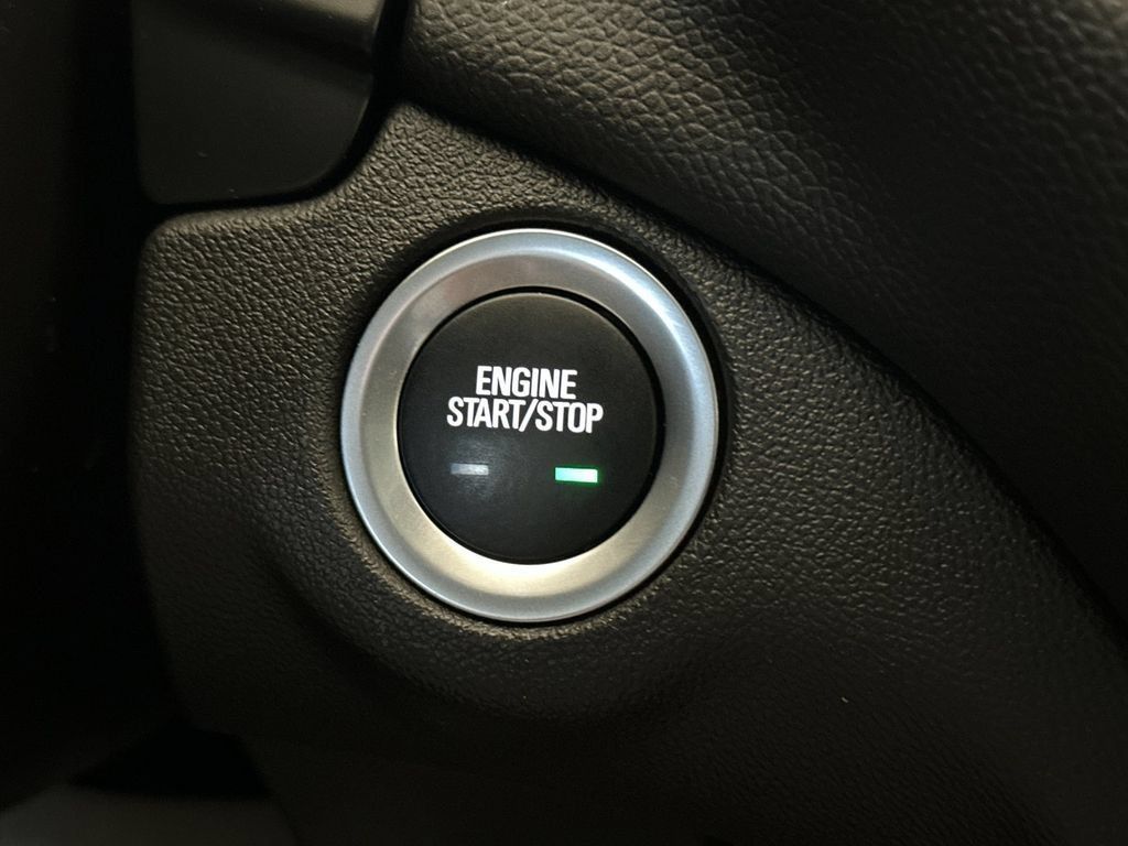 Used 2024 Chevrolet Equinox LT AWD/4WD image 21