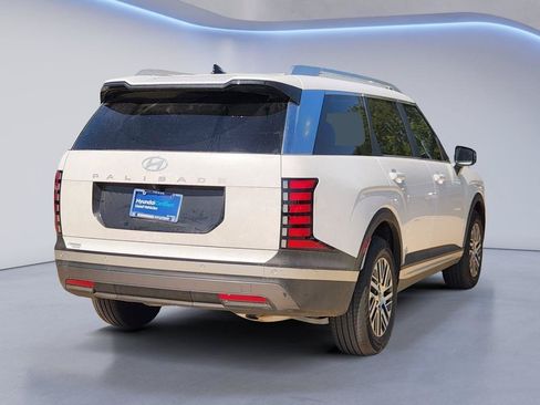 Used 2026 Hyundai Palisade SEL FWD image 7