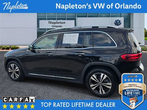 Used 2024 Mercedes-Benz GLB 250 4MATIC image 8