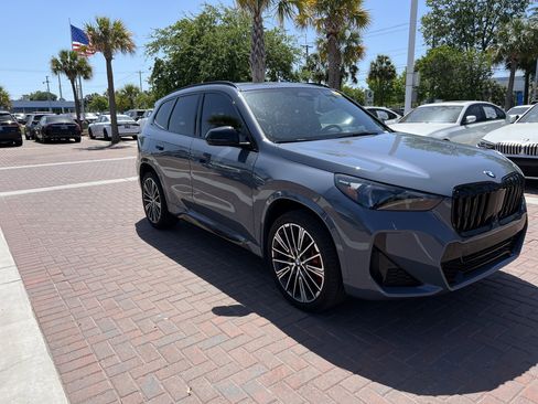Used 2025 BMW X1 xDrive28i w/ Premium Package image 2