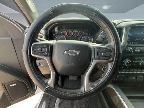Used 2019 Chevrolet Silverado 1500 LT Trail Boss AWD/4WD image 11