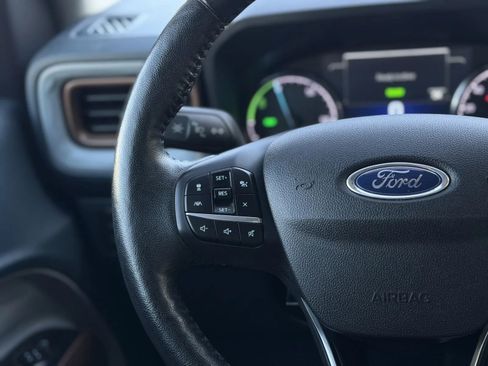 Used 2022 Ford Maverick Lariat w/ Lariat Luxury Package FWD image 23