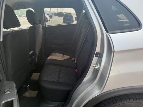 Used 2025 Mitsubishi Outlander Sport ES AWD/4WD image 11