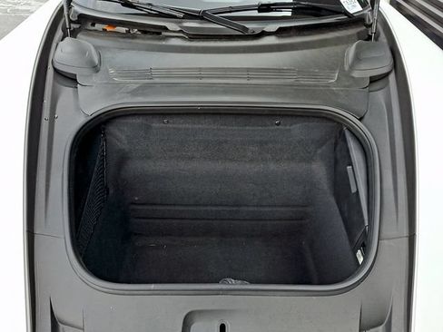 Certified 2023 Porsche 911 Carrera RWD image 29