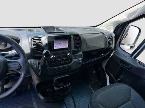 Used 2025 RAM ProMaster 1500 FWD image 21