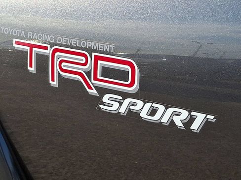 Used 2012 Toyota Tacoma 4x4 Access Cab V6 w/ TRD Sport Pkg image 31