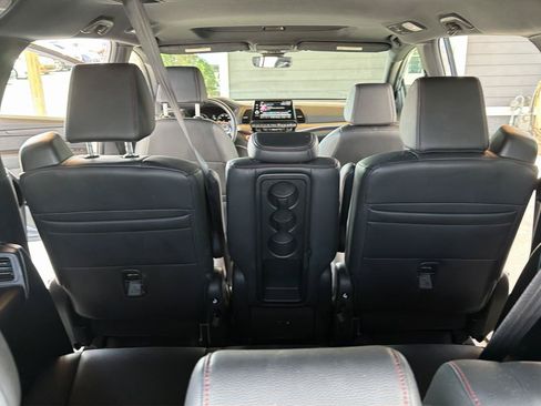 Used 2025 Honda Odyssey Sport-L image 18