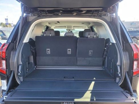 New 2026 Ford Expedition Active image 6