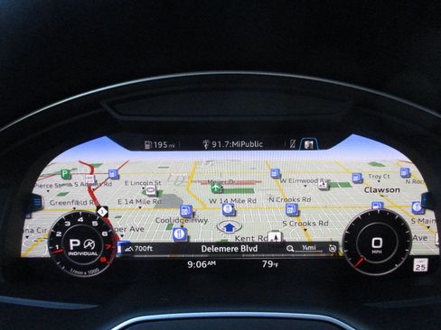 Used 2017 Audi Q7 3.0T Prestige w/ Prestige Package image 15