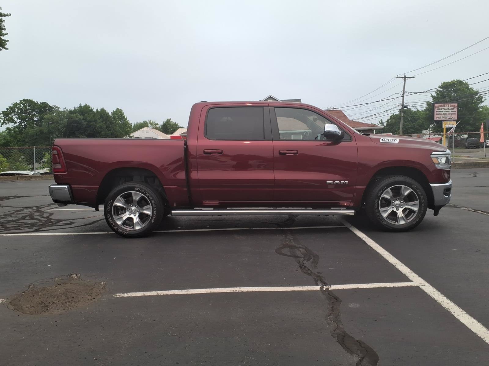 Used 2023 RAM 1500 Laramie AWD/4WD image 2