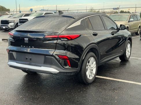 Used 2025 Buick Envista Preferred image 5