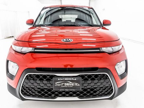 Used 2021 Kia Soul LX FWD image 11