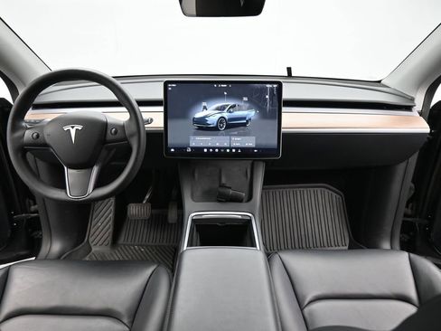 Used 2024 Tesla Model Y Long Range image 15