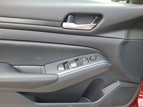 New 2025 Nissan Altima 2.5 SV w/ SV Premium Package image 8