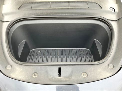 Used 2023 Tesla Model Y Performance AWD/4WD image 29