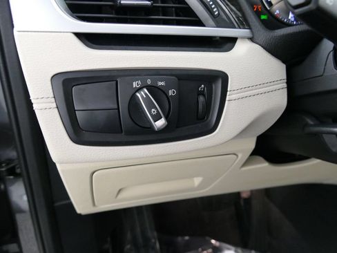 Used 2021 BMW X1 sDrive28i w/ Convenience Package FWD image 12
