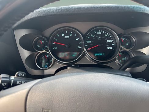 Used 2011 Chevrolet Silverado 2500 LT image 13