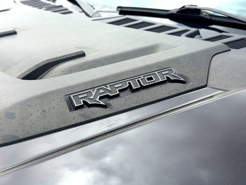 Used 2023 Ford F150 Raptor w/ Raptor Carbon Fiber Package AWD/4WD image 3