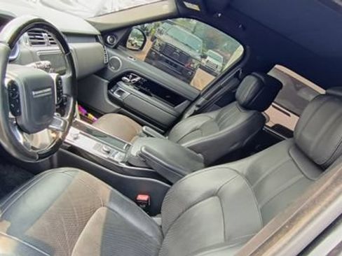 Used 2019 Land Rover Range Rover Long Wheelbase Supercharged AWD/4WD image 17