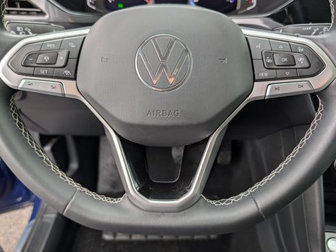 Used 2023 Volkswagen Taos SEL AWD/4WD image 25