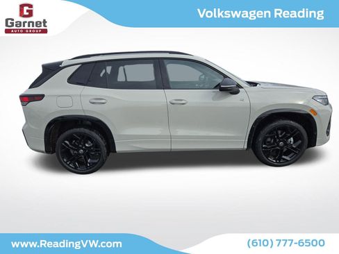 New 2026 Volkswagen Tiguan SE R-Line image 6