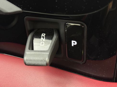 Used 2022 Porsche Taycan Turbo S image 24