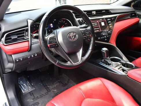 Used 2020 Toyota Camry XSE image 21