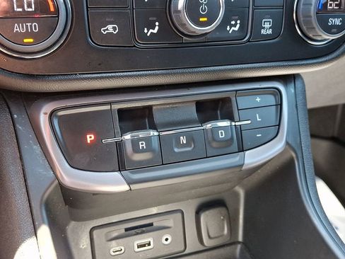 Certified 2023 GMC Terrain AT4 AWD/4WD image 16