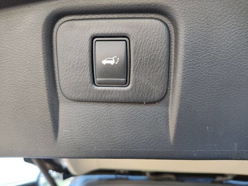 Used 2016 Nissan Murano SL w/ SL Technology Package FWD image 38