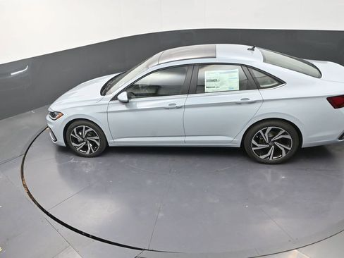 New 2026 Volkswagen Jetta SEL image 14