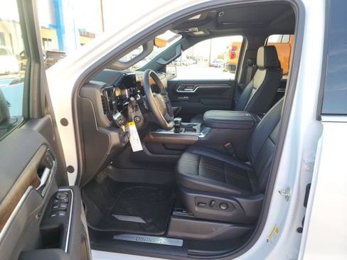 New 2026 Chevrolet Silverado 1500 High Country AWD/4WD image 25