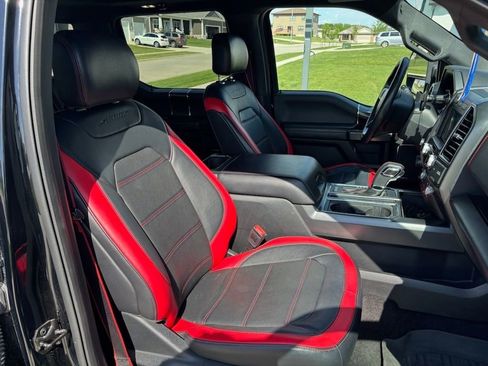 Used 2018 Ford F150 Lariat w/ Equipment Group 502A Luxury AWD/4WD image 12