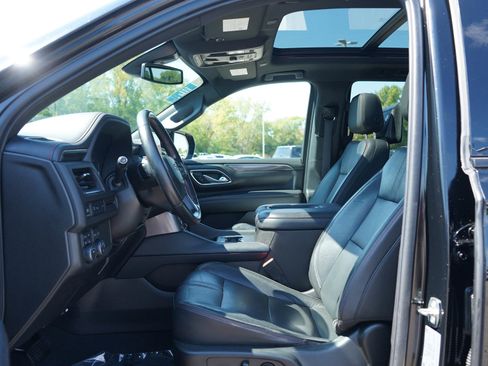 Used 2021 Chevrolet Tahoe RST w/ Rear Media and Nav Package AWD/4WD image 23