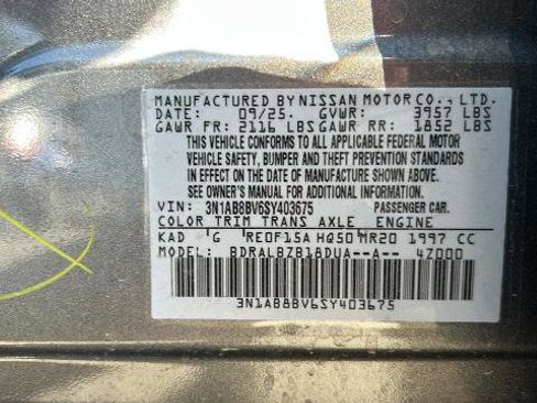 Certified 2025 Nissan Sentra S FWD image 29