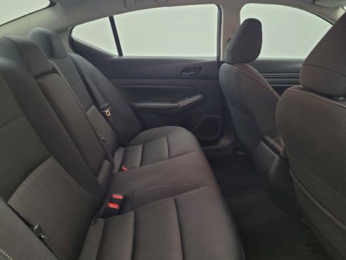 Used 2025 Nissan Altima 2.5 SV FWD image 19