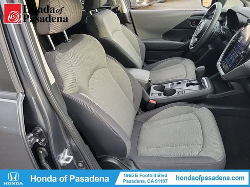 Used 2024 Subaru Crosstrek 2.0i Premium AWD/4WD image 24