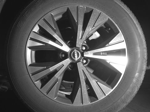 Used 2023 Nissan Rogue SV FWD image 14