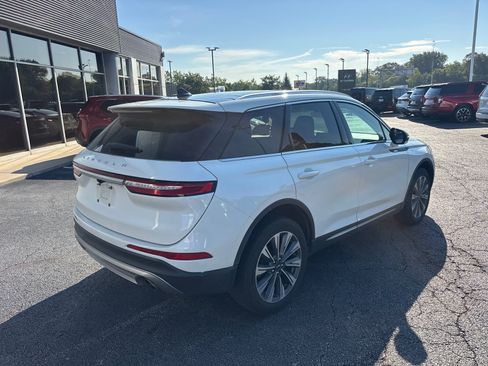 Used 2022 Lincoln Corsair Reserve w/ Elements Package FWD image 7