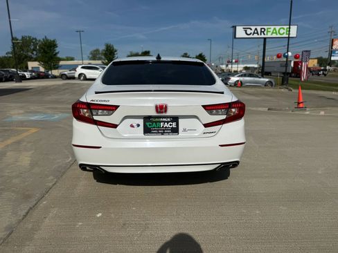 Used 2021 Honda Accord Sport image 11